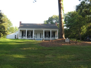 Porter House front lawn